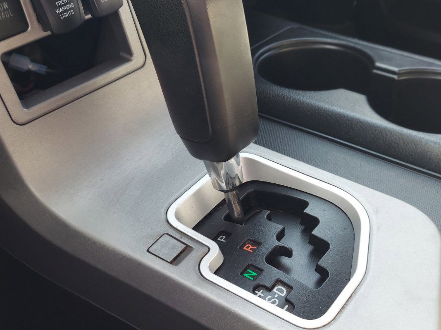 Used 2012 Toyota Tundra 4x4 Double Cab w/ TRD Off-Road Pkg image 15