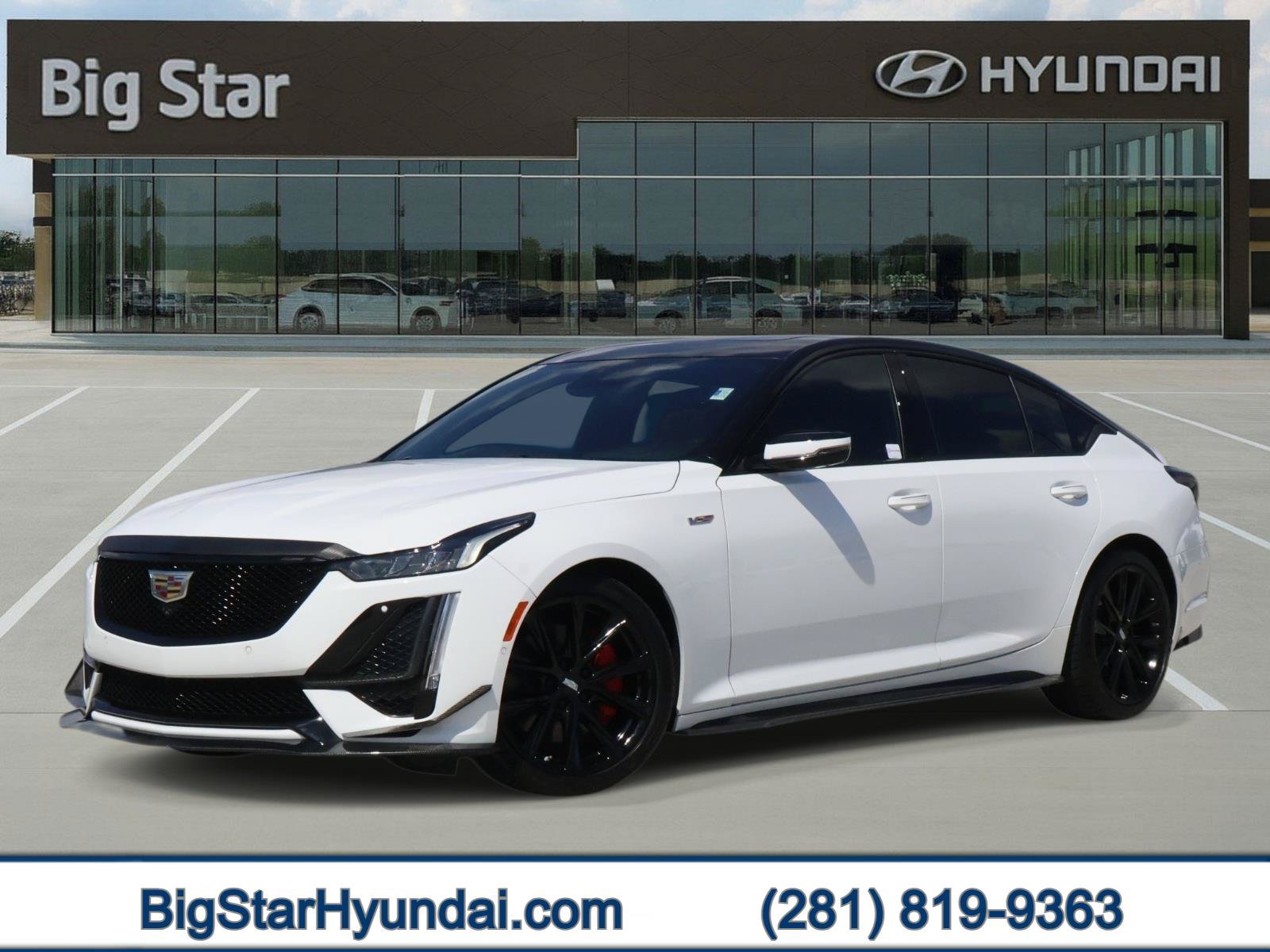 Used 2024 Cadillac CT5 V w/ Platinum Package RWD image 1