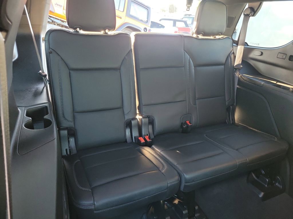 Used 2023 GMC Yukon Denali image 17