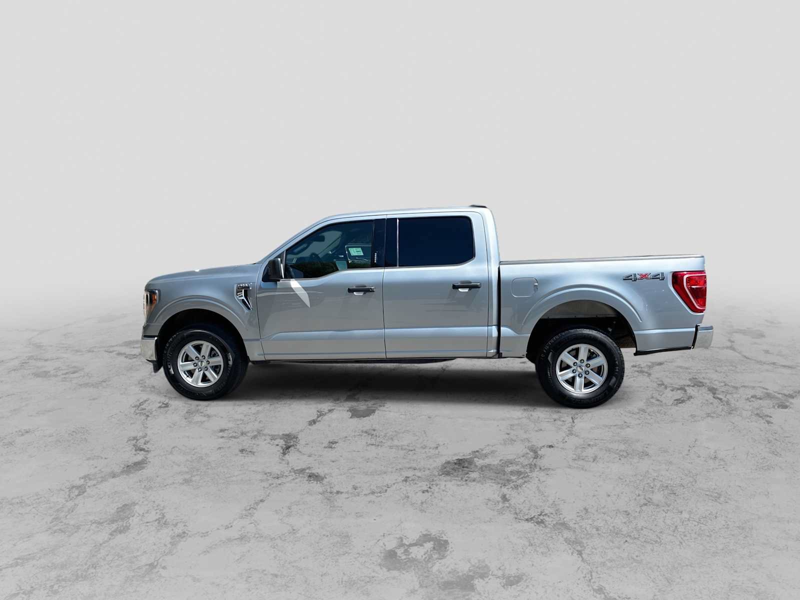 Used 2023 Ford F150 XLT w/ Equipment Group 301A Mid AWD/4WD image 5