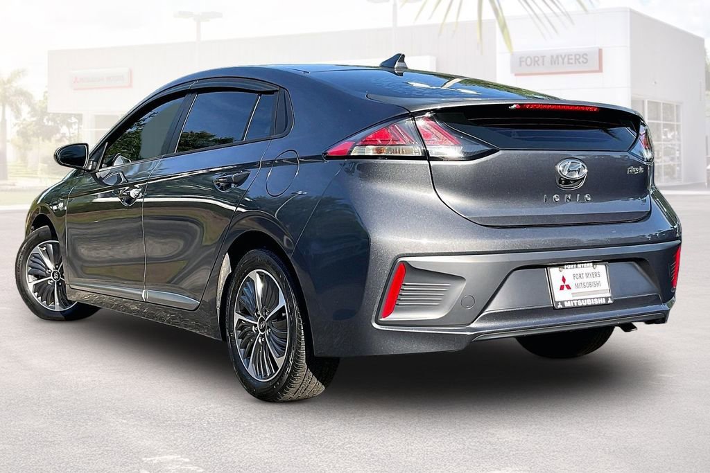 Used 2020 Hyundai Ioniq SE FWD image 30