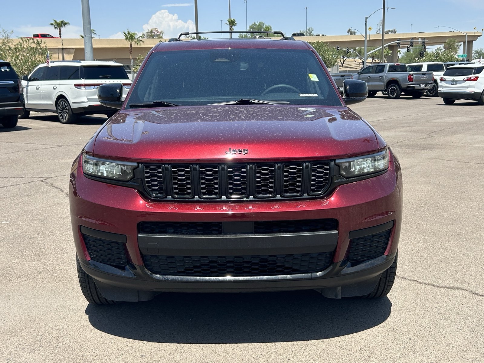 Used 2024 Jeep Grand Cherokee L Altitude AWD/4WD image 8