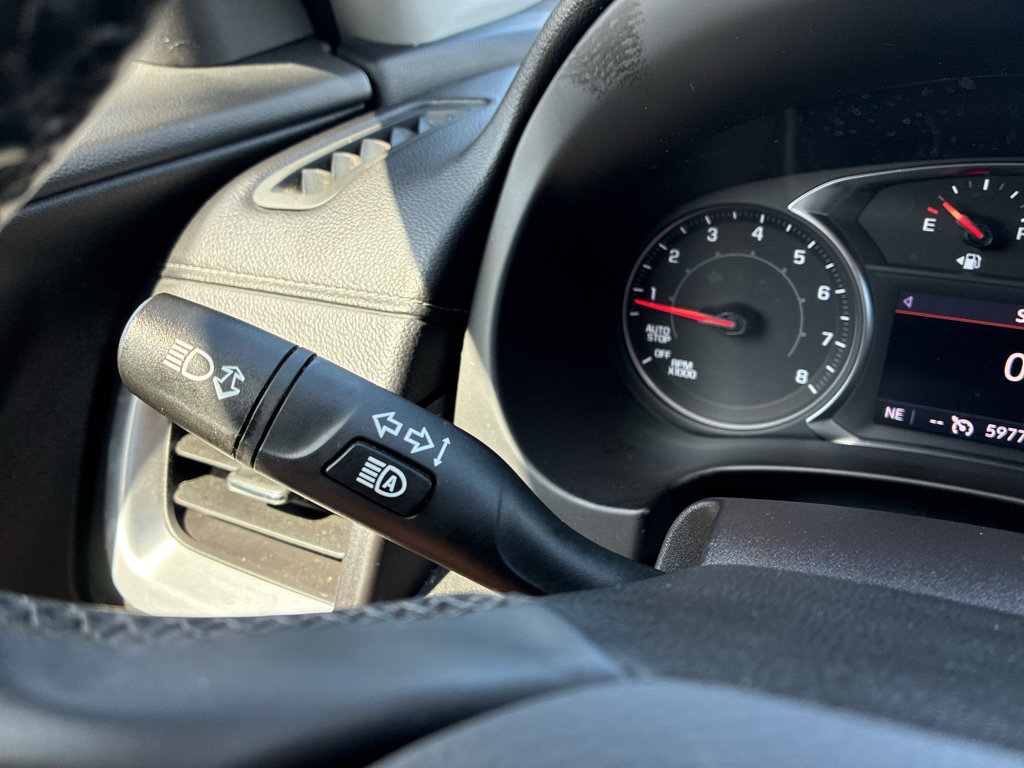 Used 2024 GMC Terrain SLT AWD/4WD image 20