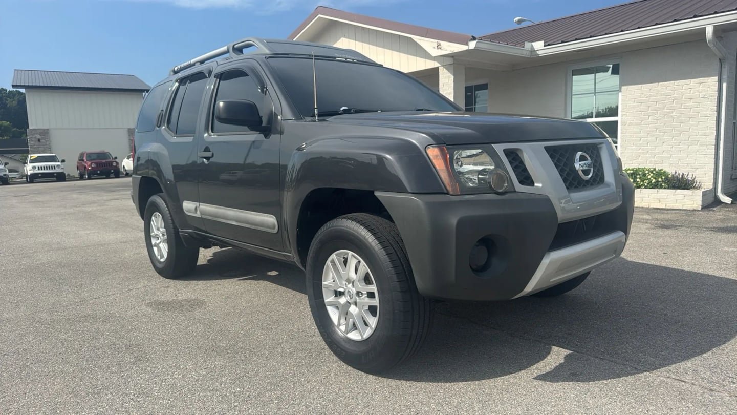 Used 2015 Nissan Xterra S RWD image 7