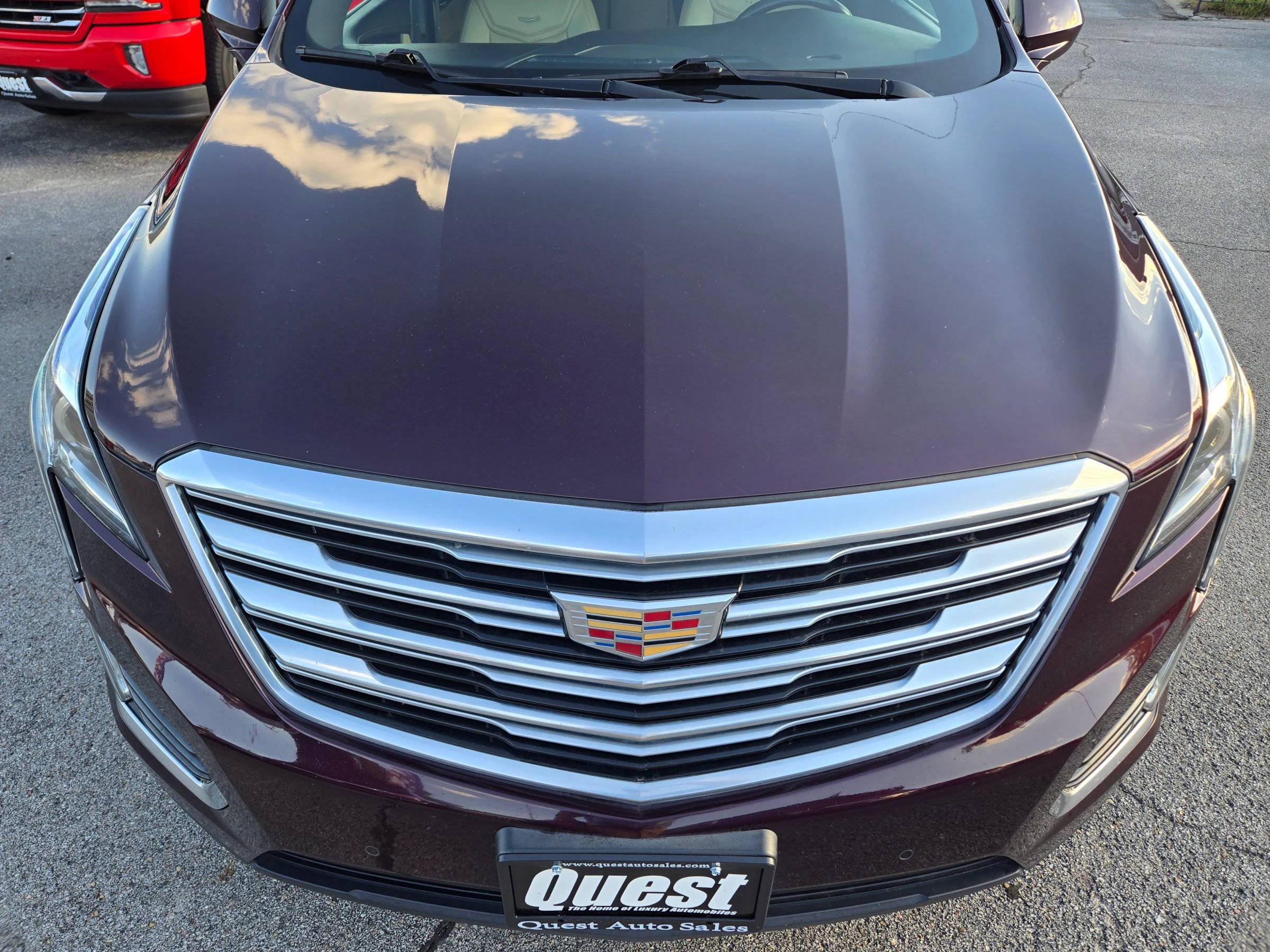 Used 2017 Cadillac XT5 Luxury w/ Driver Awareness Package AWD/4WD image 19