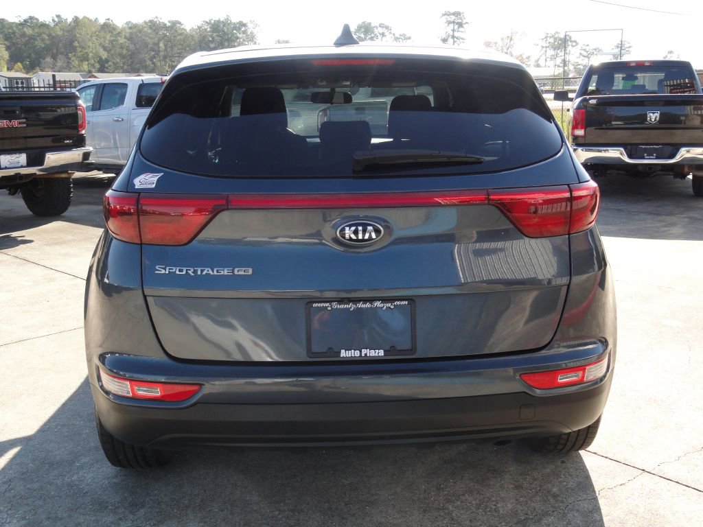 Used 2019 Kia Sportage LX FWD image 4