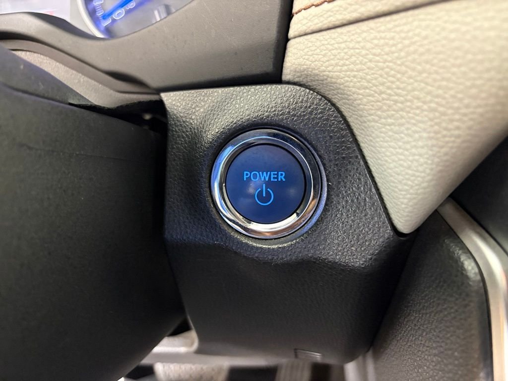Used 2021 Toyota RAV4 XLE Premium AWD/4WD image 24