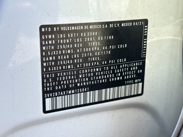 Used 2021 Volkswagen Tiguan SE image 23
