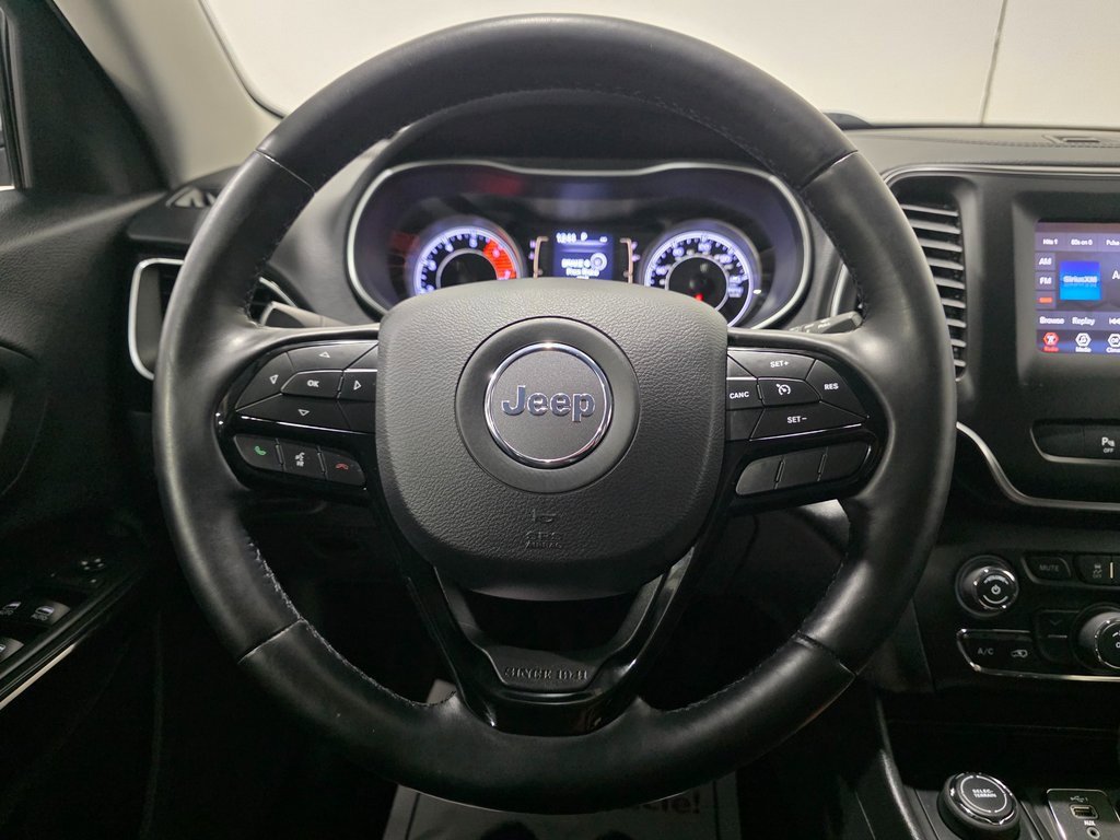 Used 2019 Jeep Cherokee Altitude image 4