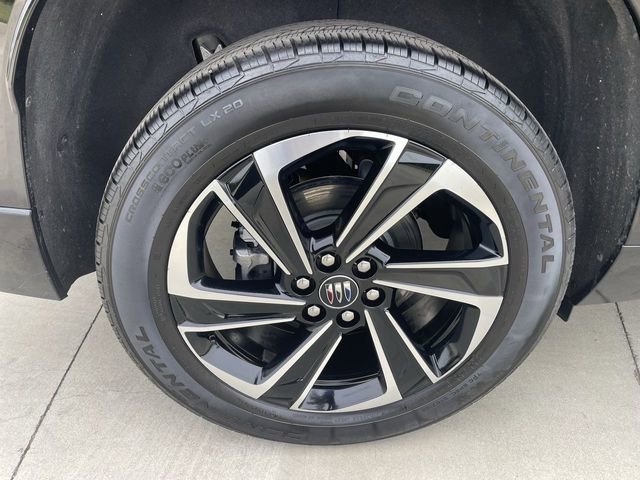 Used 2025 Buick Enclave Sport Touring image 32