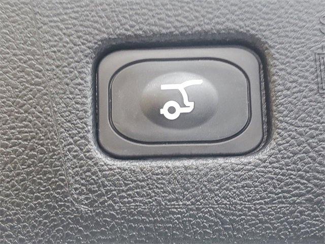 Certified 2024 Ford Edge SEL w/ Convenience Package image 32