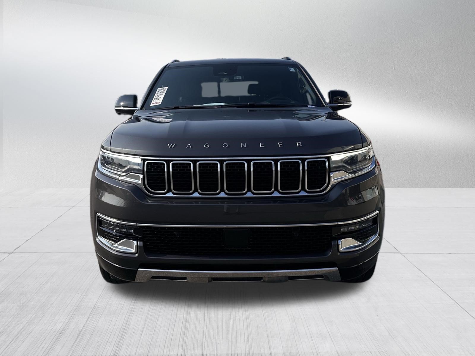 Used 2024 Jeep Wagoneer Series III AWD/4WD image 2