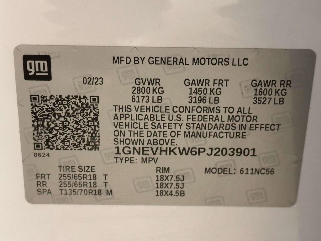 Used 2023 Chevrolet Traverse LT image 32