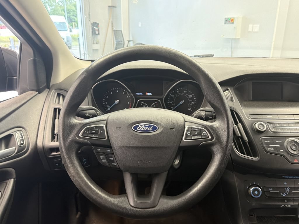 Used 2018 Ford Focus SE FWD image 24