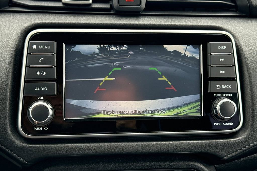 Used 2020 Nissan Versa S FWD image 28