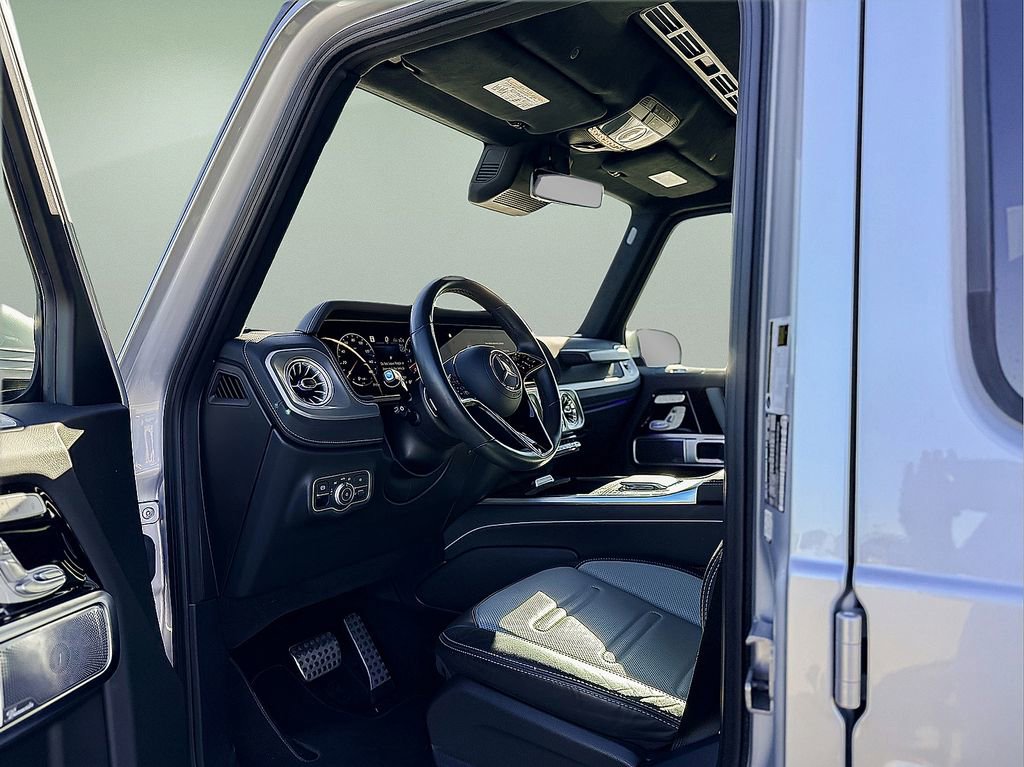 Used 2025 Mercedes-Benz G 550 w/ Manufactur Interior Package image 11