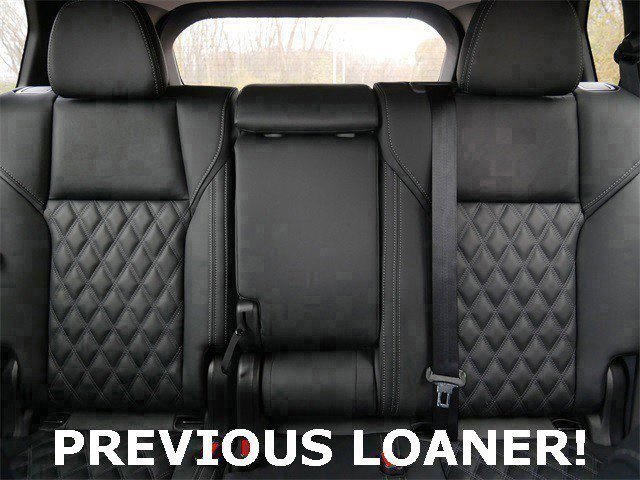 Used 2025 Mitsubishi Outlander SEL image 14