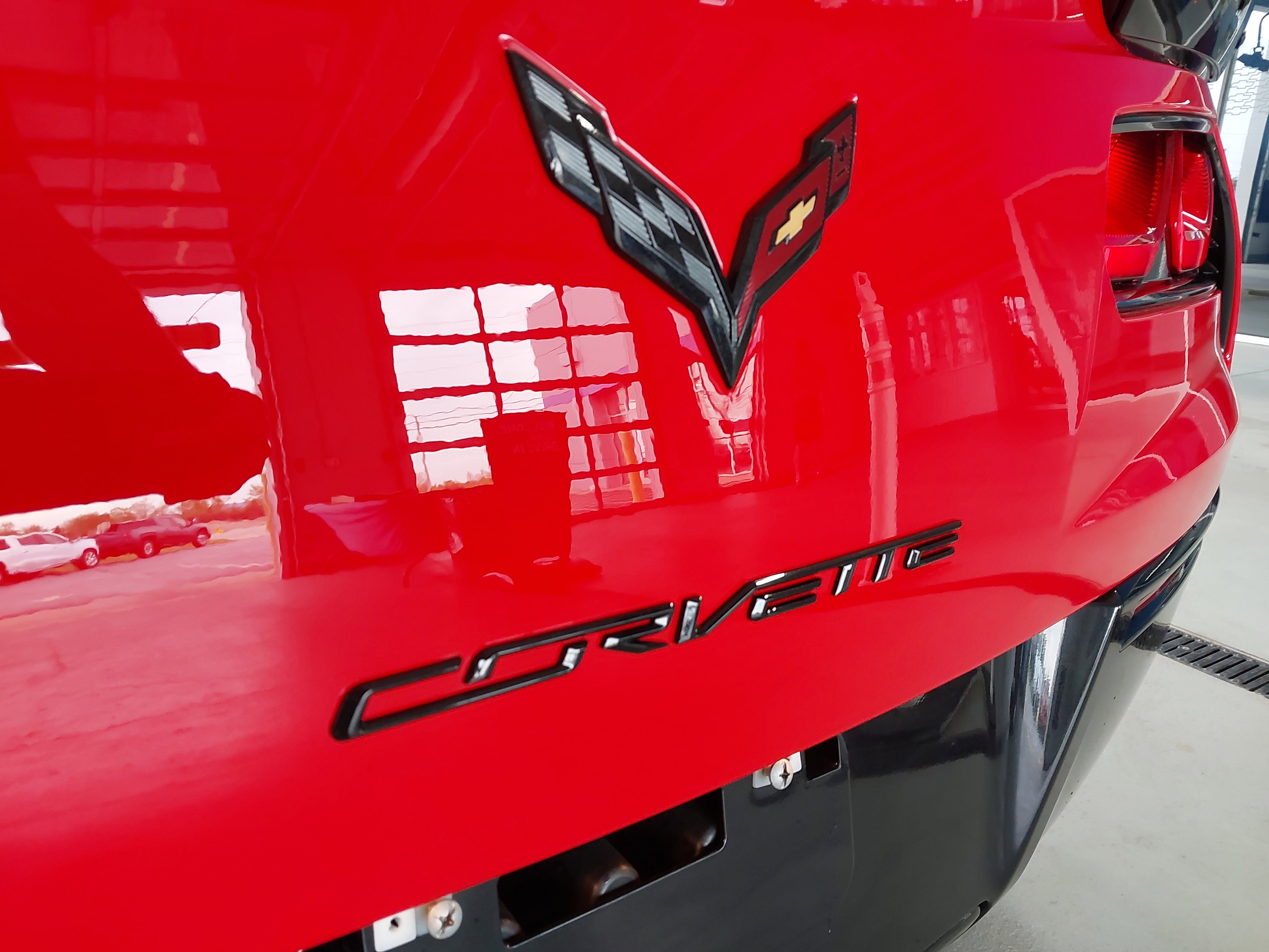 Used 2019 Chevrolet Corvette Grand Sport w/ Carbon Flash Badge Package image 31