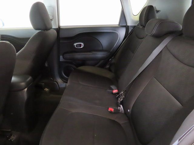Used 2016 Kia Soul Base image 29