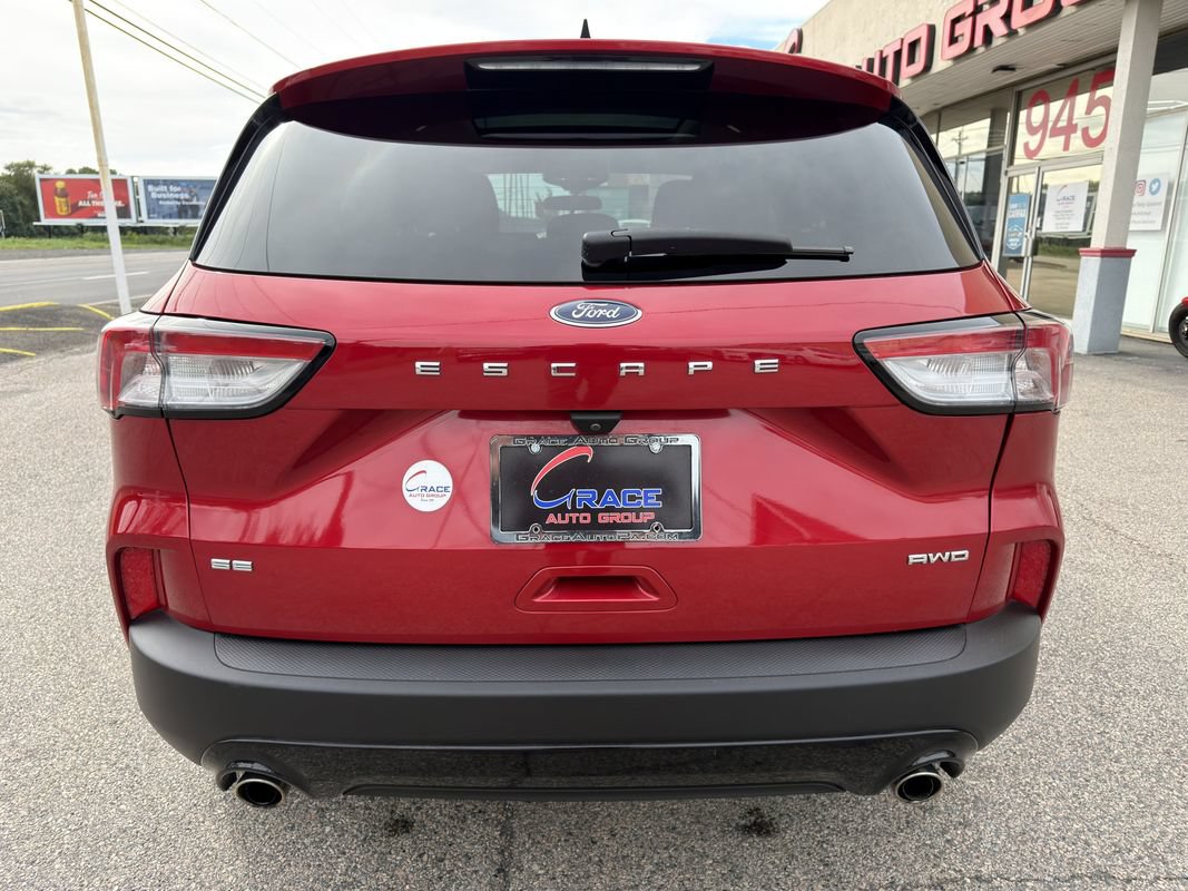 Used 2022 Ford Escape SE w/ SE Sport Appearance Package AWD/4WD image 42