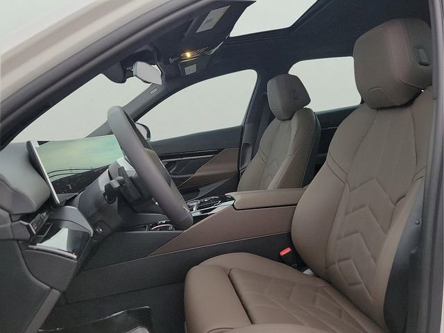 New 2026 BMW 530i RWD image 19