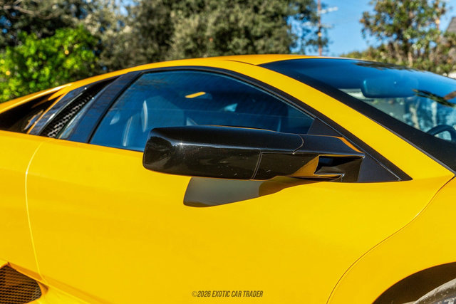 Used 2004 Lamborghini Murcielago Coupe image 56