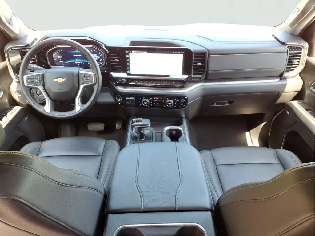 Used 2025 Chevrolet Silverado 1500 LTZ w/ Z71 Off-Road Package AWD/4WD image 25