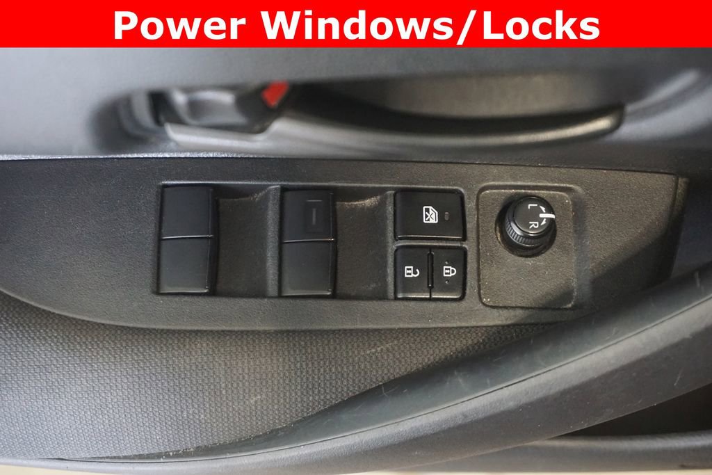 Used 2024 Toyota Corolla LE FWD image 5