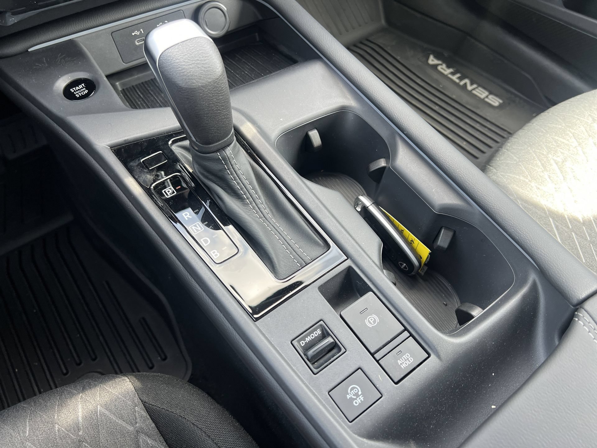 New 2026 Nissan Sentra SV w/ SV Convenience Package FWD image 8