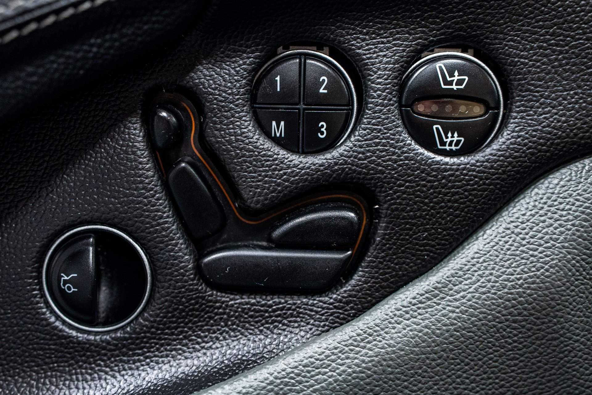 Used 2003 Mercedes-Benz SL 55 AMG image 27