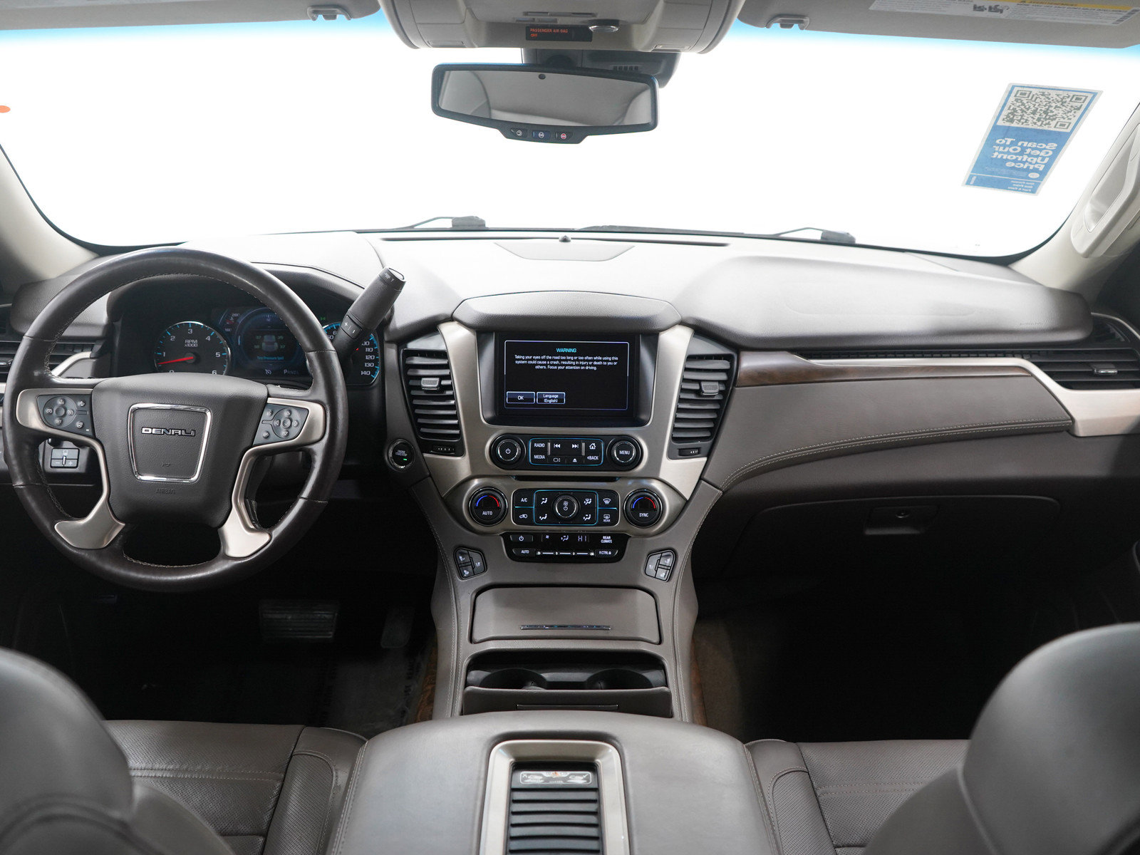 Used 2018 GMC Yukon Denali w/ Open Road Package image 16