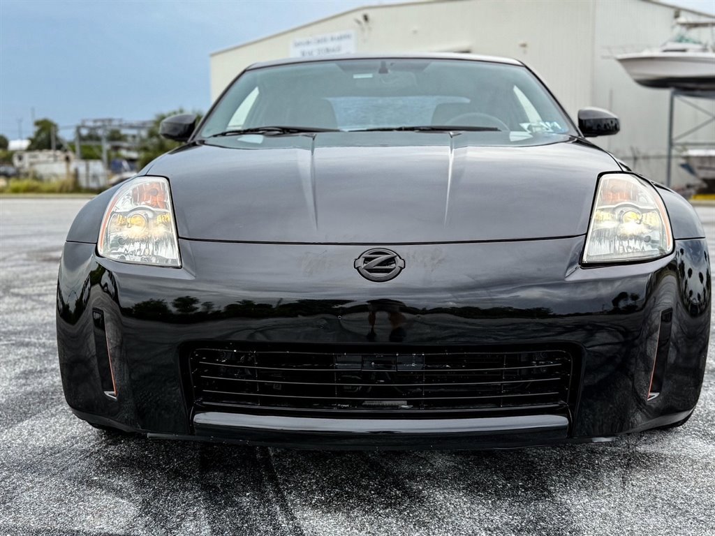 Used 2004 Nissan 350Z Enthusiast w/ Cargo Convenience Pkg image 13
