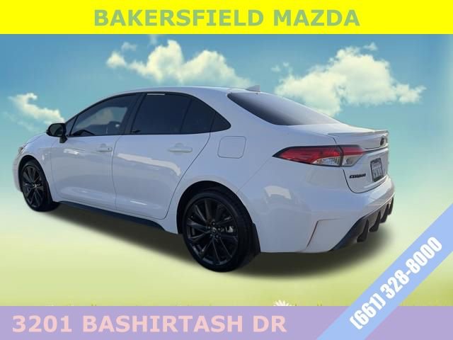 Used 2026 Toyota Corolla SE image 3