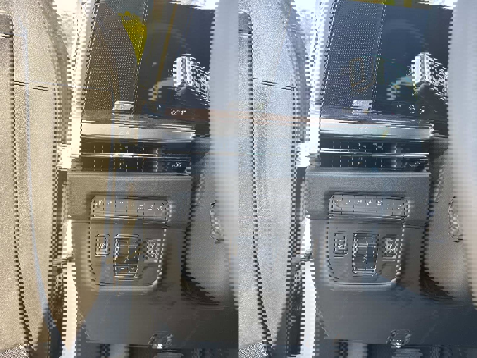 New 2025 Cadillac Escalade Sport Platinum w/ LPO, Floor Liner Package image 36