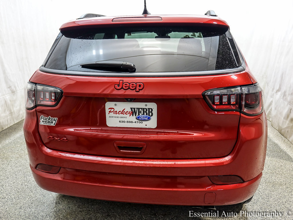 Used 2022 Jeep Compass Limited AWD/4WD image 6