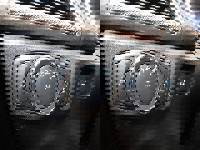 Used 2020 Ford Fusion S image 18