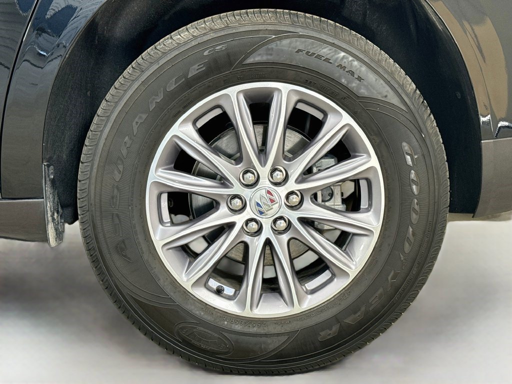 Used 2024 Buick Enclave Essence w/ Technology Package FWD image 36