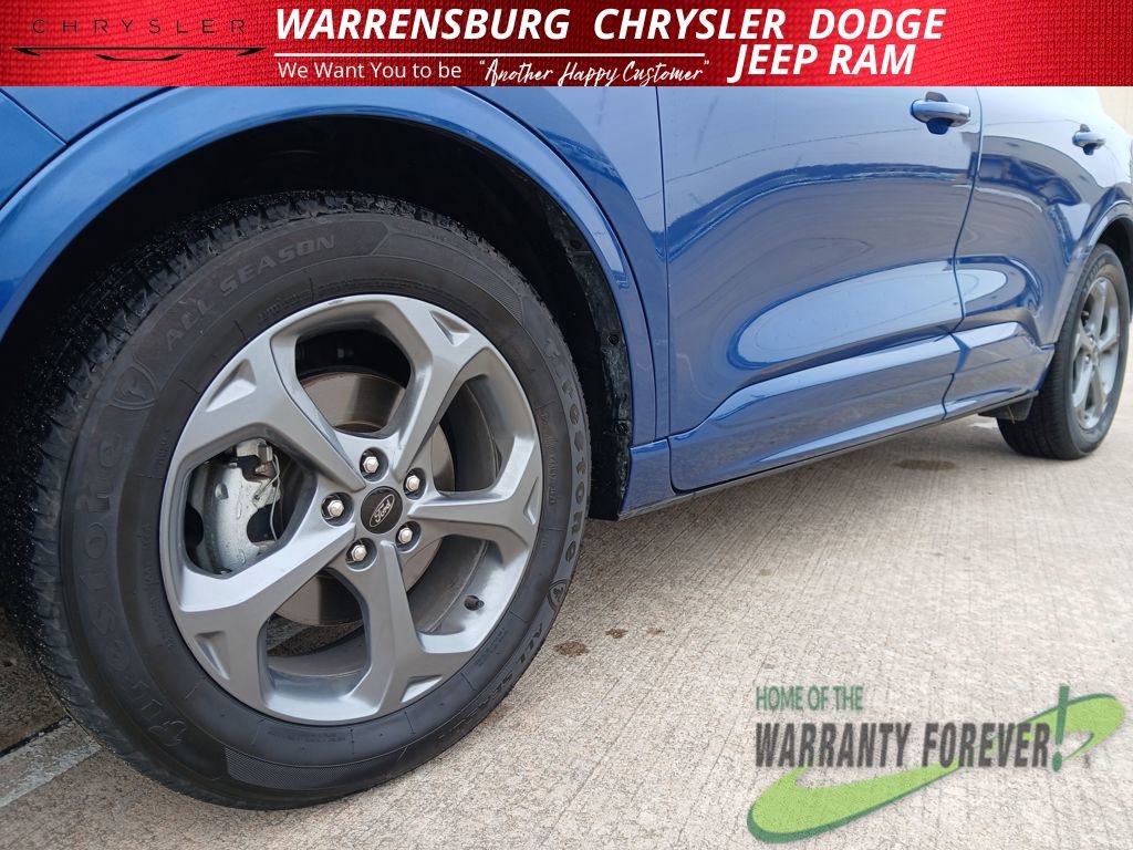 Used 2023 Ford Escape ST-Line FWD image 38