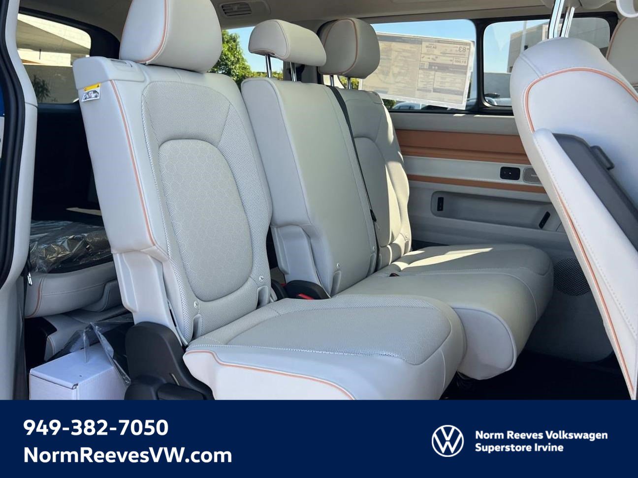 New 2025 Volkswagen ID. Buzz 1st Edition image 33