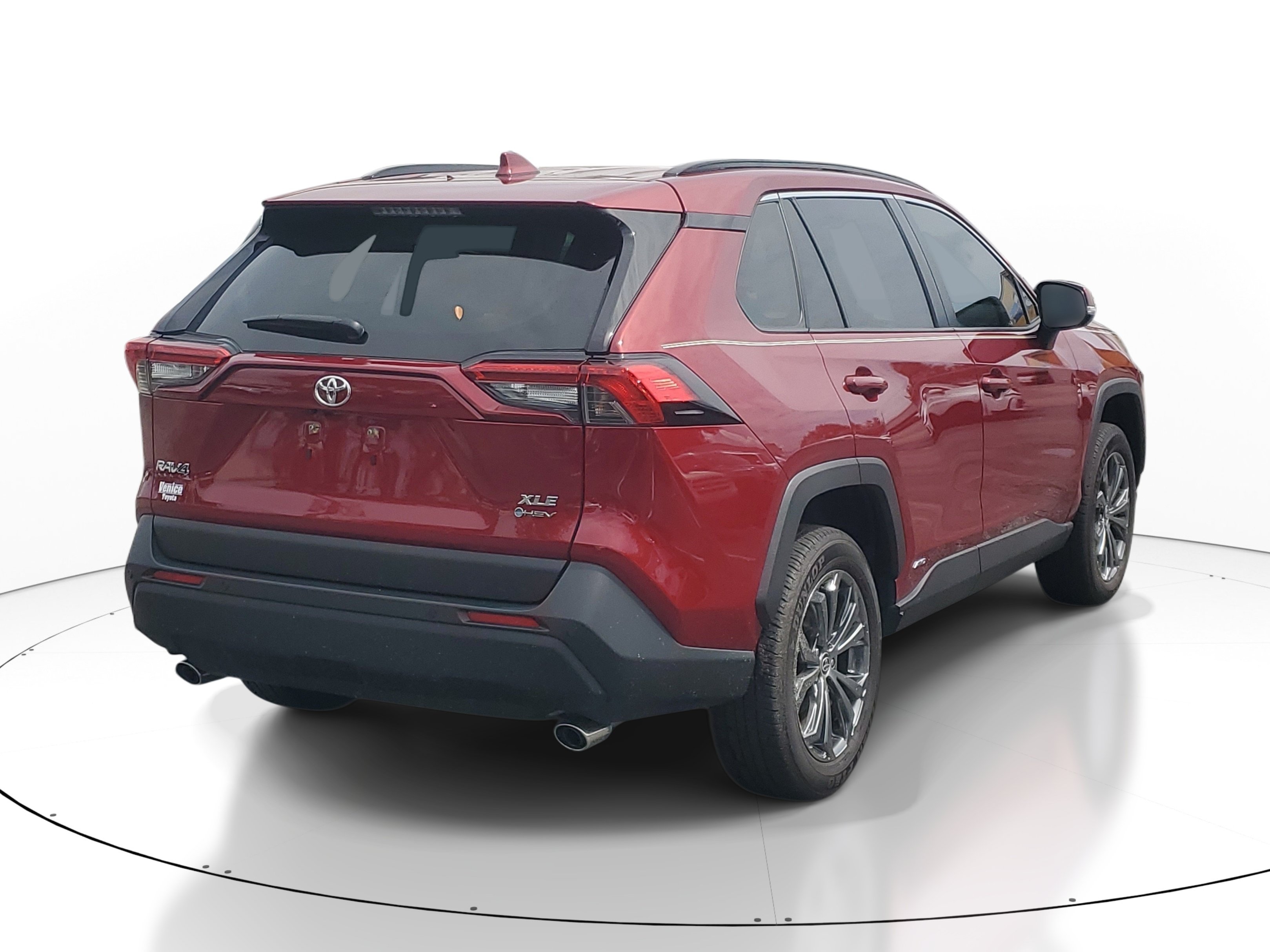 Used 2025 Toyota RAV4 XLE Premium w/ Weather Package AWD/4WD image 6