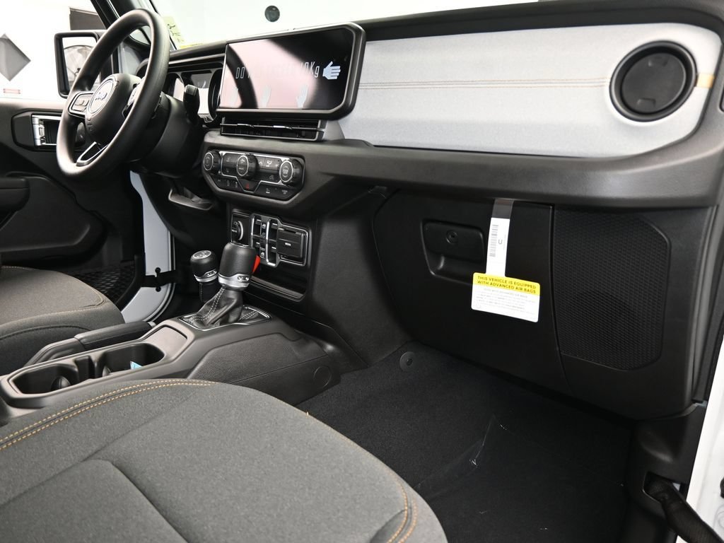 New 2026 Jeep Gladiator Sport AWD/4WD image 36