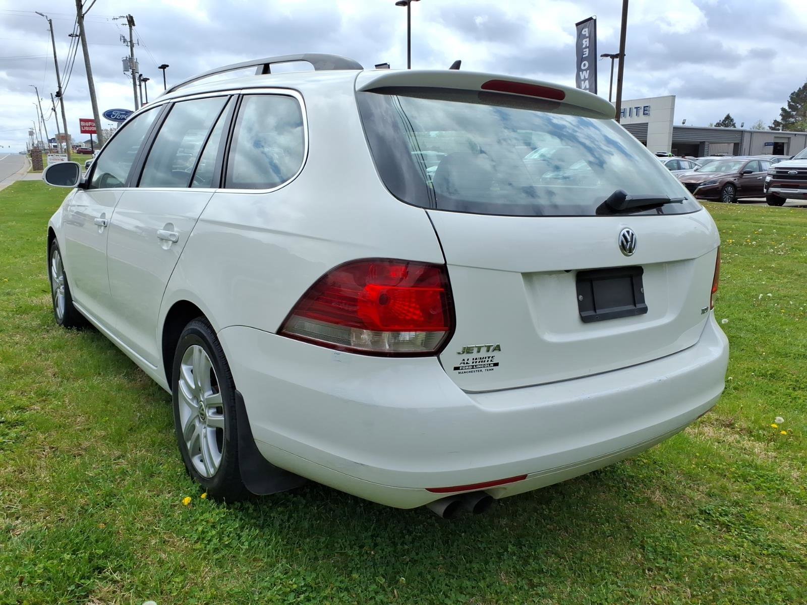 Used 2013 Volkswagen Jetta TDI image 3