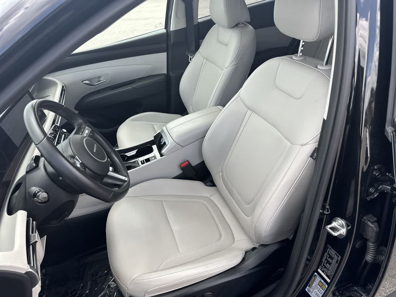 Used 2025 Hyundai Tucson SEL FWD image 17
