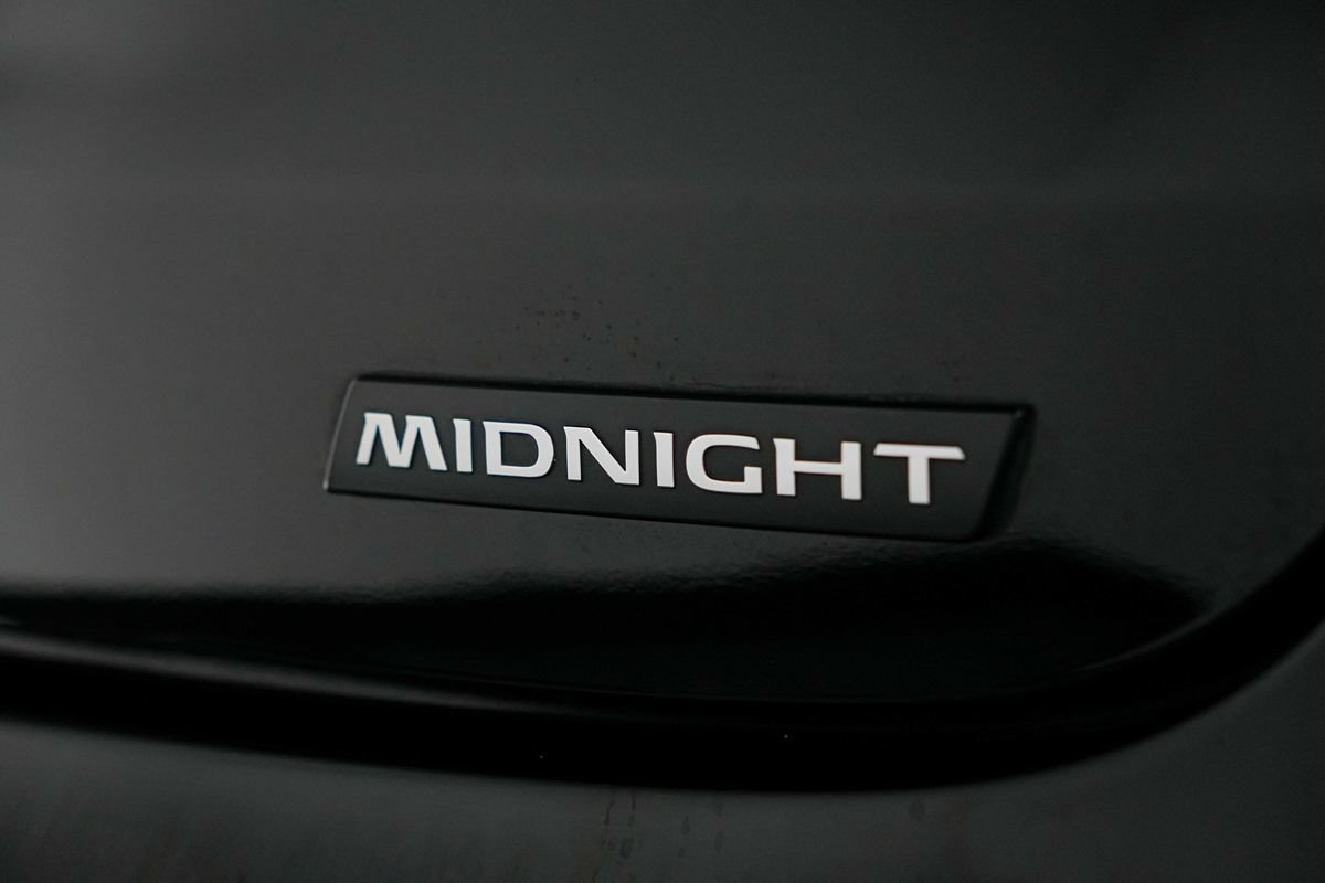 Used 2024 Nissan Murano SV w/ SV Midnight Edition Package FWD image 12