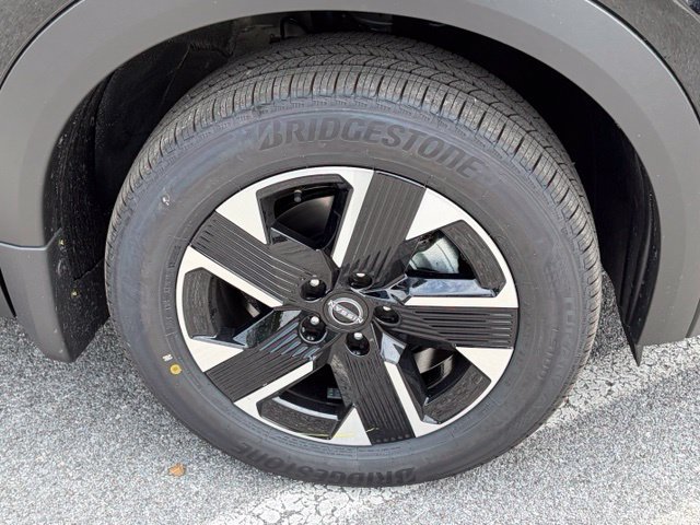 New 2026 Nissan Kicks SV w/ Cold Weather Package AWD/4WD image 10