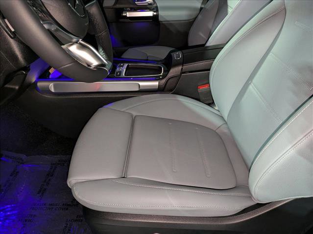 New 2026 Mercedes-Benz GLB 250 image 4