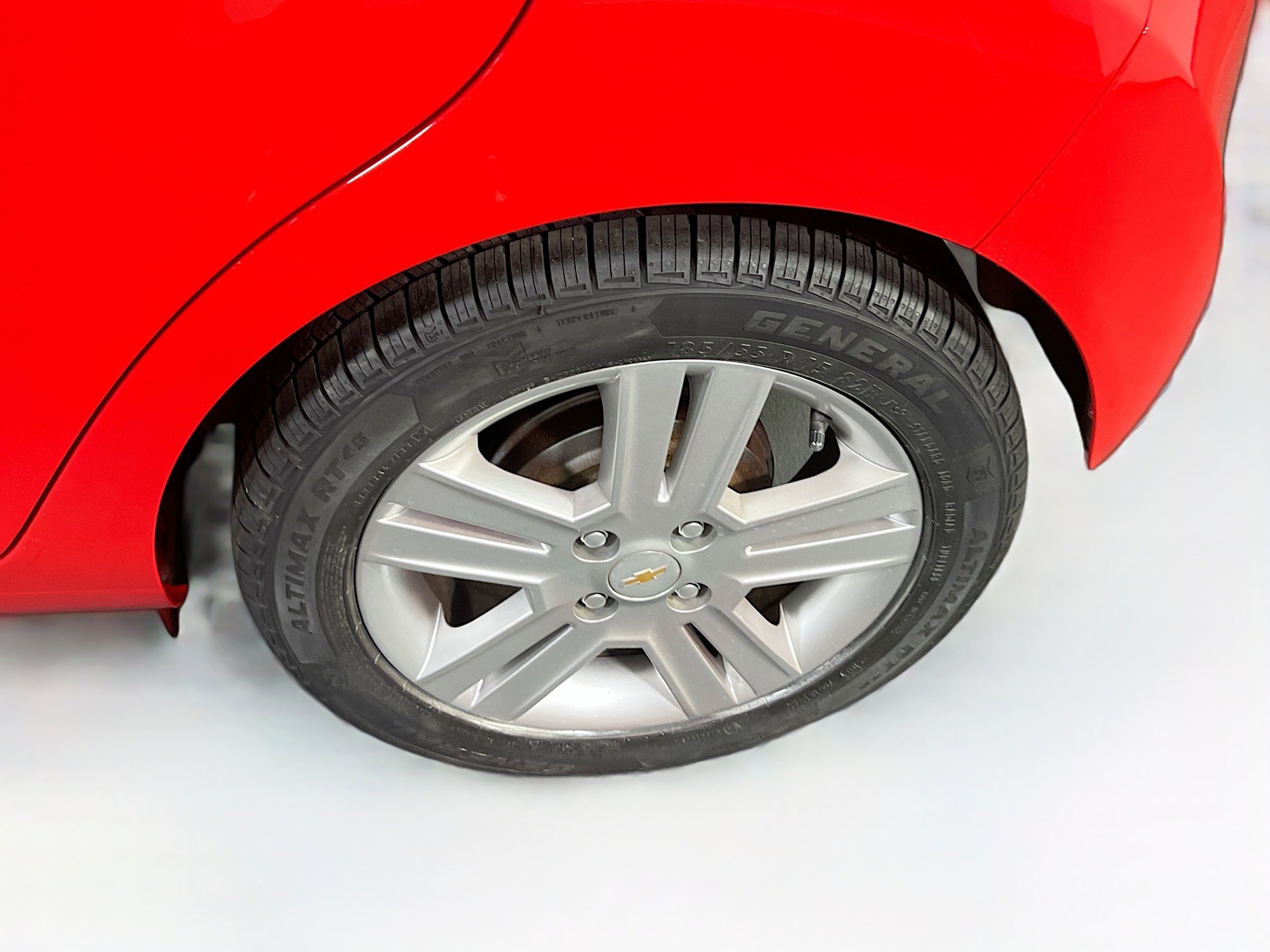 Used 2015 Chevrolet Spark LT image 27