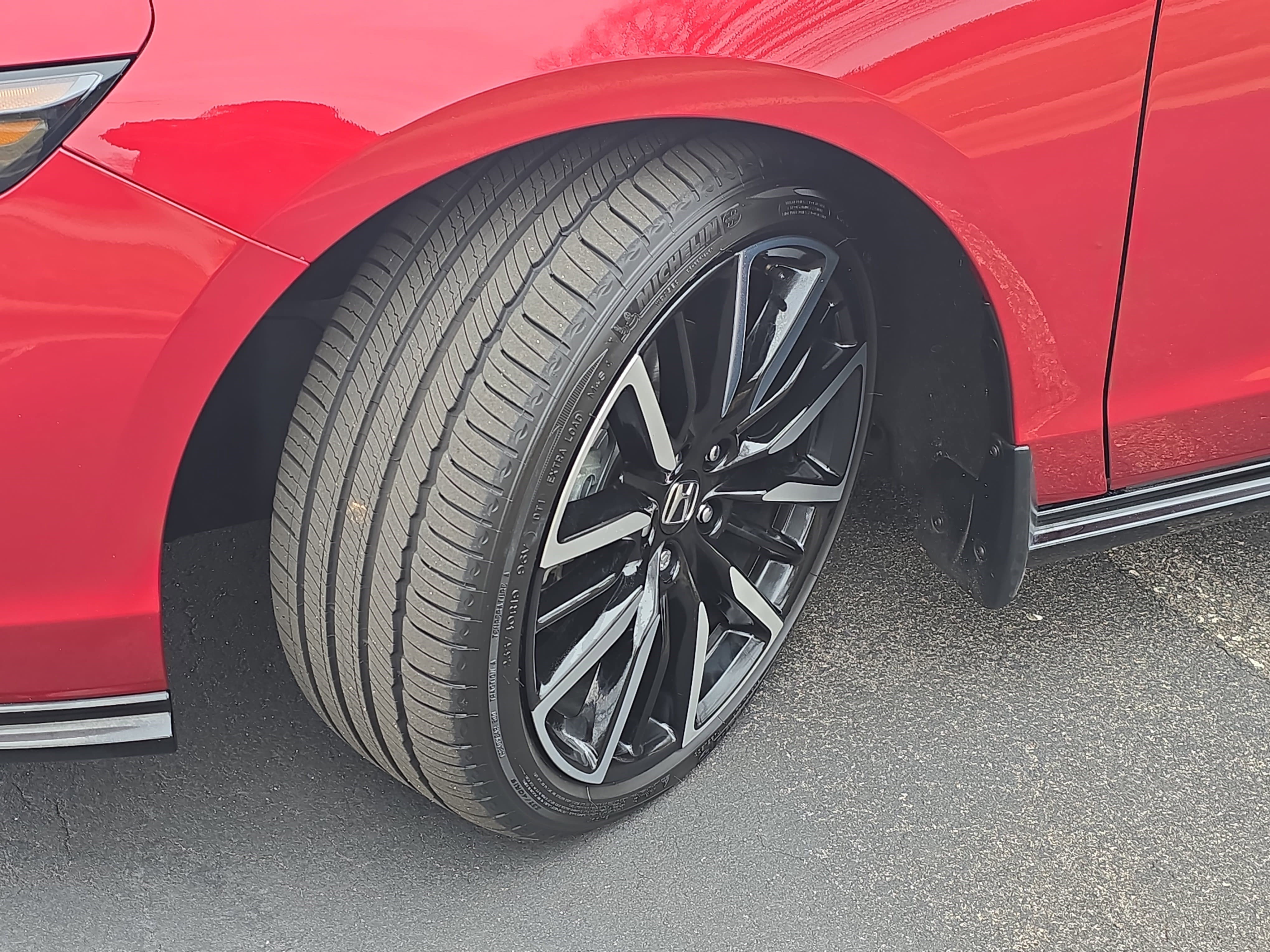 Used 2023 Honda Accord Touring image 33