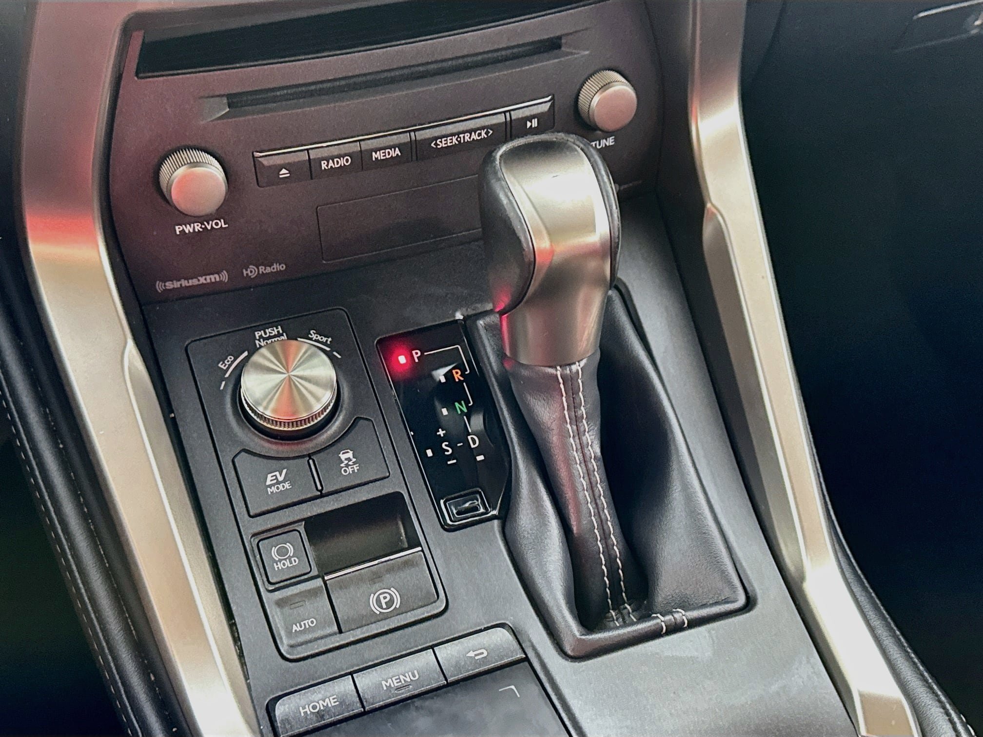 Used 2020 Lexus NX 300h AWD w/ Comfort Package image 19