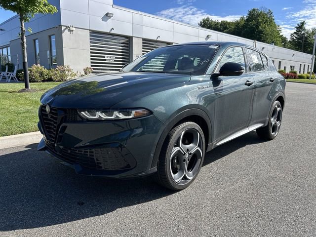 New 2026 Alfa Romeo Tonale w/ Active Assist Package AWD/4WD image 4